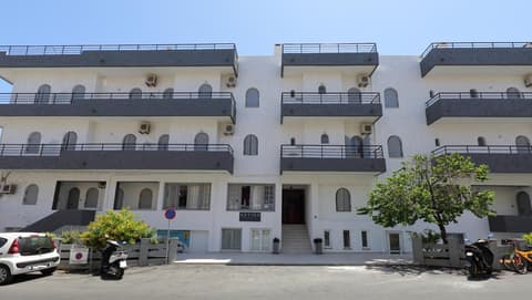 Maria Apartments, 