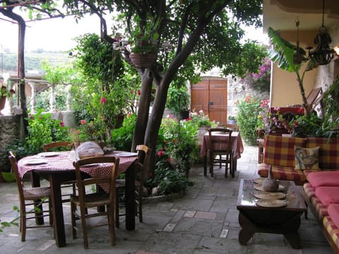 Viglatoras Traditionals Apartments, 