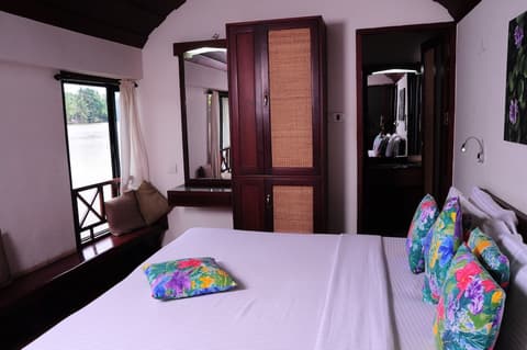 XANDARI RIVERSCAPES, 