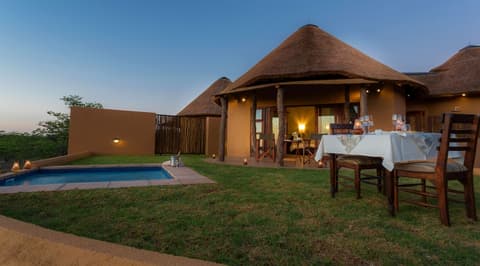 Mopane Bush Lodge, 