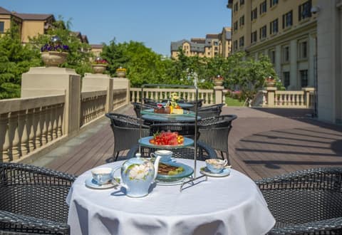 Holiday Inn Qingdao Expo, 