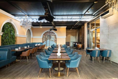 Ramada by Wyndham Erbil Gulan Street, 