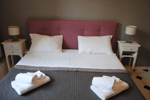 Deluxe Rooms, 