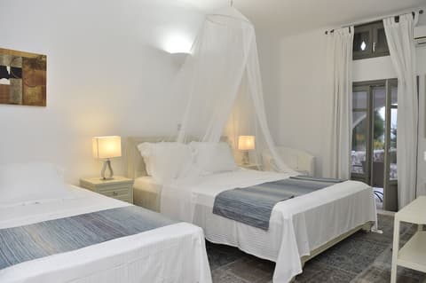 Naoussa Hills Boutique Resort- Adults Only (13+), 