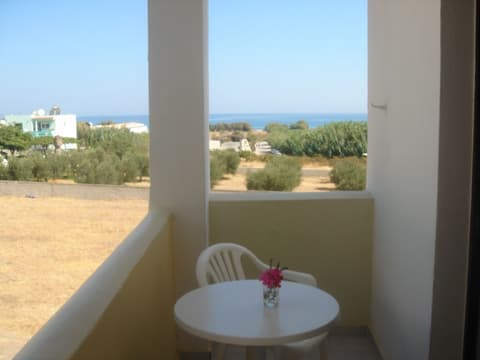 ILIAKTIDA APARTMENTS, 