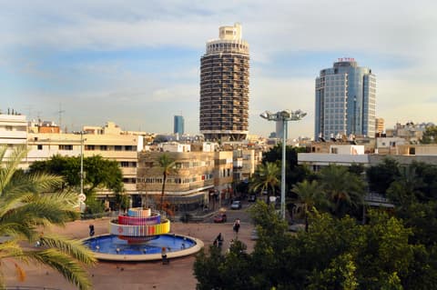 The White House Hotel at Dizengoff Square, 