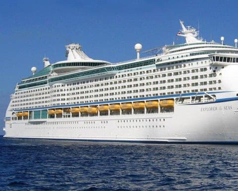 Explorer Of The Seas de Royal Caribbean International / Miami saliendo el 09 de Octubre 2022