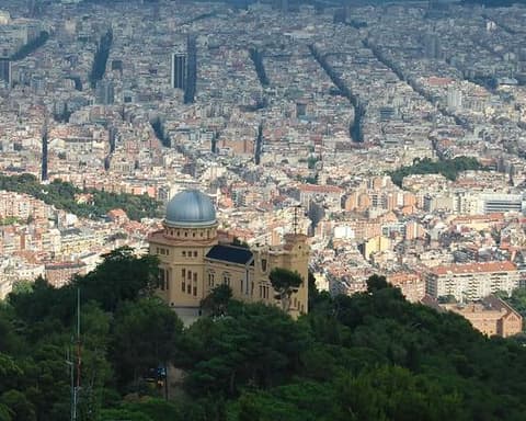 CAM: Costa Brava, ruta medieval y modernista (2026-27)