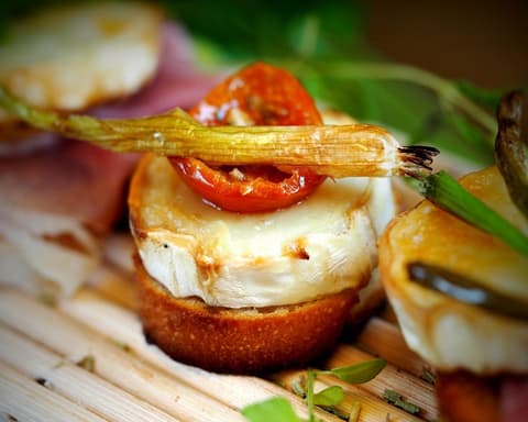 #PUEBLOSMÁGICOSNAVIDENOS ESCAPADA NAVIDEÑA GOURMET EN GRANADA: SABOR, RELAX Y ENCANTO