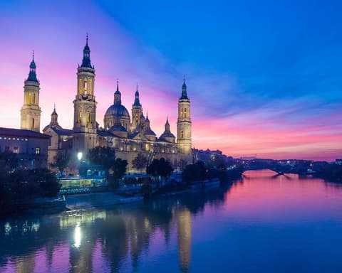 #PUEBLOSMÁGICOSNAVIDEÑOS ESCAPADA NAVIDEÑA GOURMET EN ZARAGOZA: SABOR, BIENESTAR Y MAGIA 