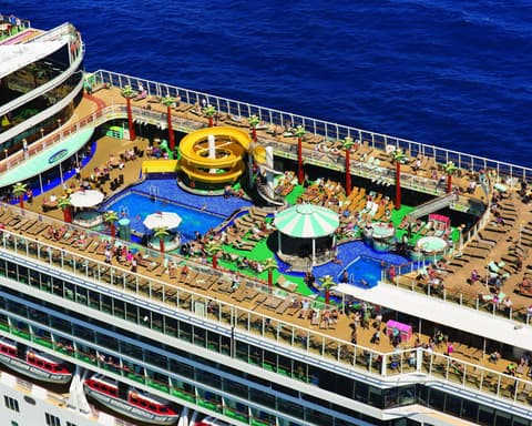  Norwegian Gem / Miami saliendo 17 de Octubre 2021