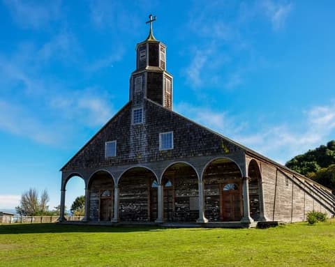 Black - Bloqueo Chiloé 05 Noches Vía SKY - Hotel de Castro