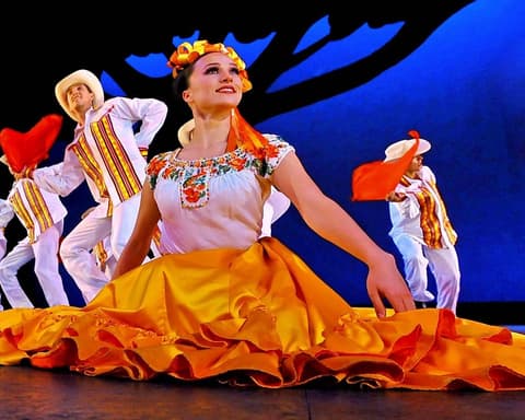 CDMX AND ITS SURROUNDINGS