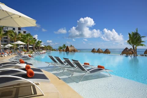 Dreams Natura Resort & Spa - All Inclusive, Infinity pool
