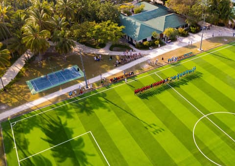 Meeru Maldives Resort Island, 