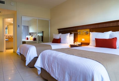 The Reef Coco Beach Resort & Spa- Optional All Inclusive, Room