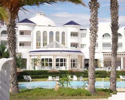 ROYAL TULIP TAJ SULTAN , 