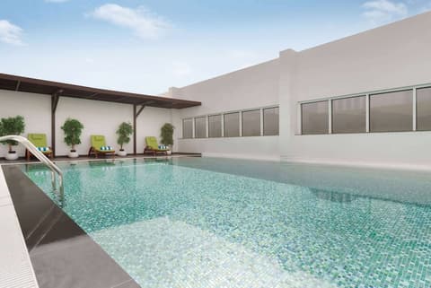 Wyndham Garden Muscat Al Khuwair, Pool