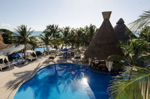 The Reef Playacar Beach Resort & Spa, Pool