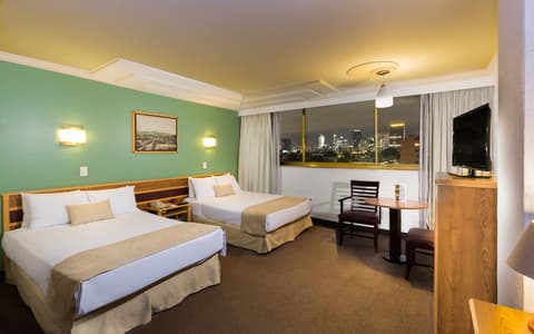 *Hotel Estoril, Room