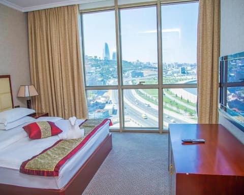 GOLDEN COAST HOTEL BAKU, 