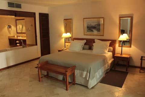 Le Saint Alexis, Room