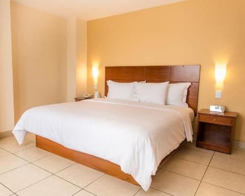 Costa del Sol Wyndham Pucallpa, 