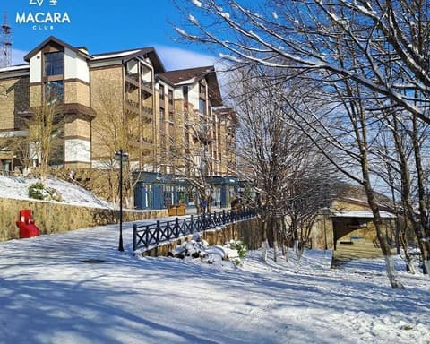  QUBA MACARA LAKE PARK AND VILLAGE RESORT , 