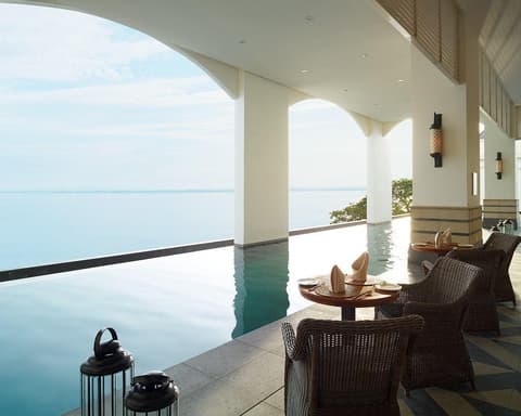 Eastern & Oriental Hotel, 