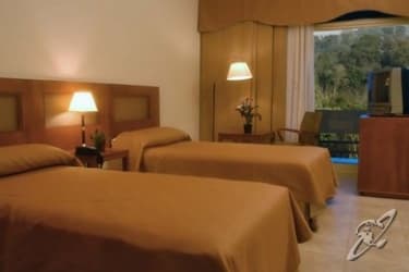 Raices Esturion Hotel, 
