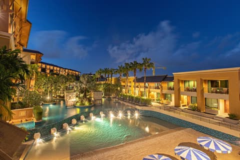 Rawai Palm Beach Resort, Pool