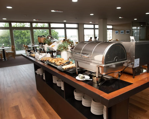 Hotel Canal Beagle , 