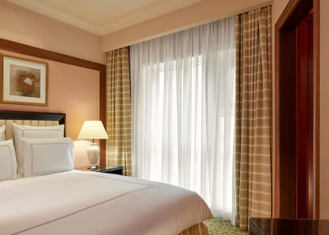 Swissotel Al Maqam Makkah, Room