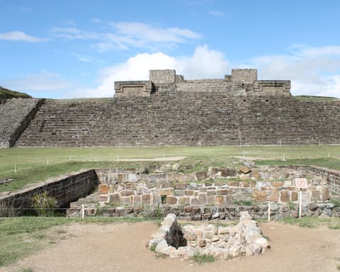 OAXACA Y SU FIESTA DE GUELAGUETZA CON VUELO 