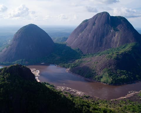 Inírida: Montaña de los Dioses