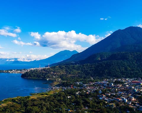 Raíces Vivas: Encuentro Cultural en el Corazón de Guatemala