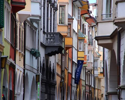 TOUR DOLOMITAS & CORTINA D´AMPEZZO DINAMICOS (Milán-Milán) 2025