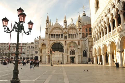 ITALIA Y TIERRA SANTA