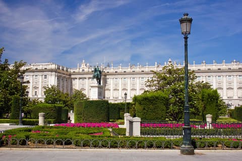 MADRID, ANDALUCÍA Y COSTA DEL SOL Opción 1), 11 dias salida Jueves