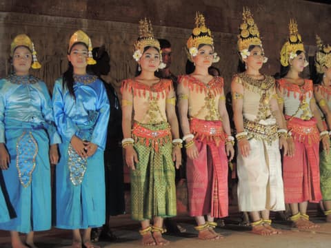 ENCANTOS DE VIETNAM Y CAMBOYA