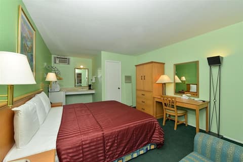 AMERICAS BEST VALUE INN HOLBROOK, 