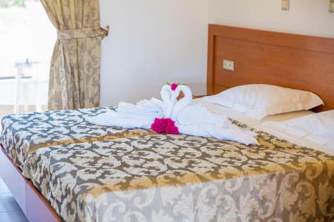 Paul's Garden Studios, 