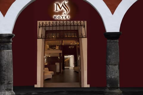Hotel Ms, 