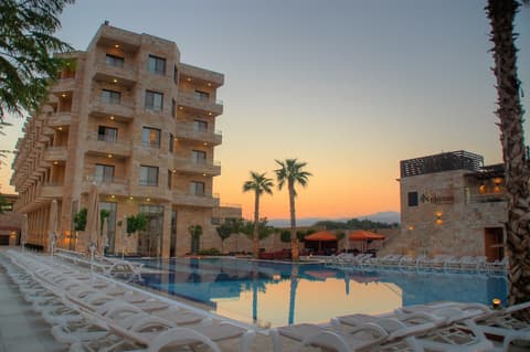Ramada Resort Dead Sea, 