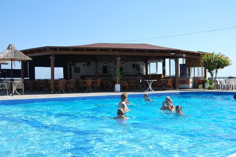 Ocean Heights View Hotel, 