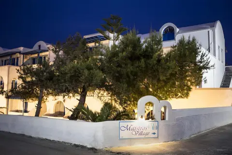 MAISTROS VILLAGE HOTEL SANTORI, 