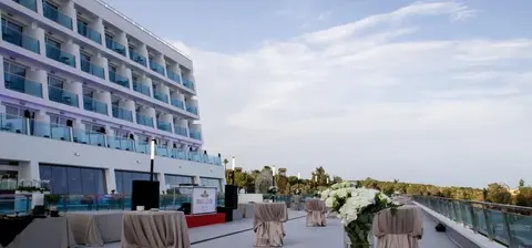 GRAND LUXOR, 