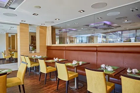 H+ Hotel Zürich, 