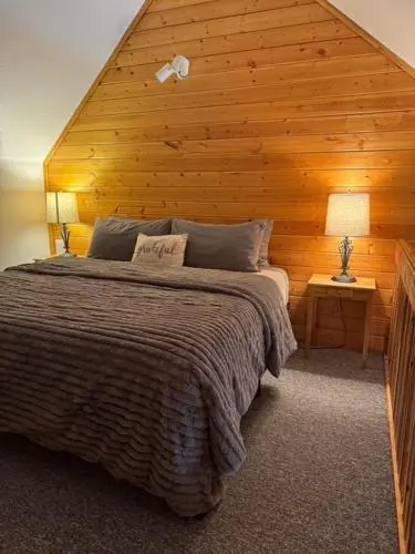 Susitna River Lodging, Suites, 