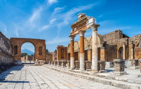 Tour Campania Primavera - Estate